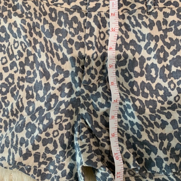 Cynthia Rowley NWT leopard linen shorts size 4 ❤️ - Picture 6 of 6